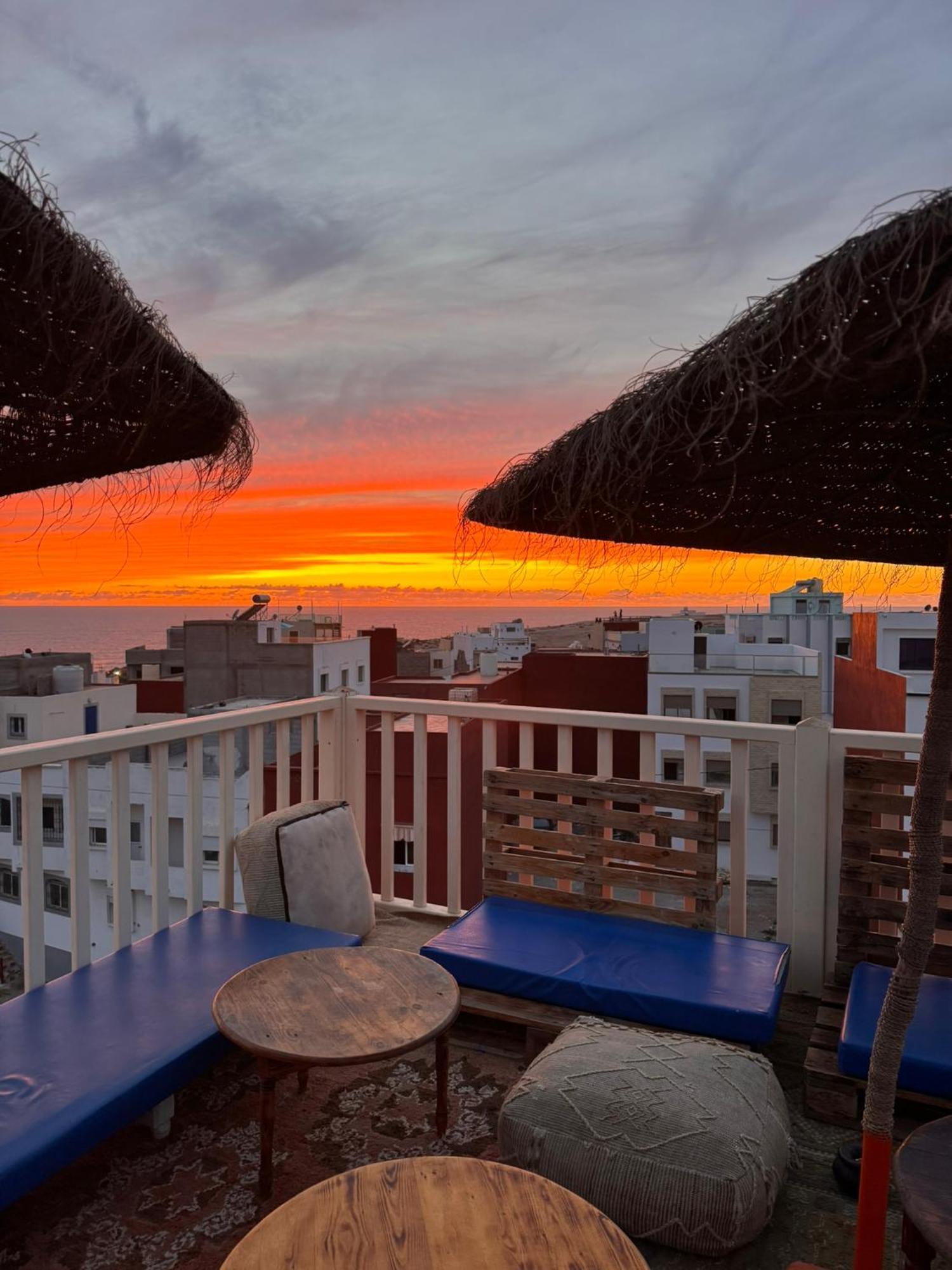 Olas Surf Camp Эмуан Экстерьер фото